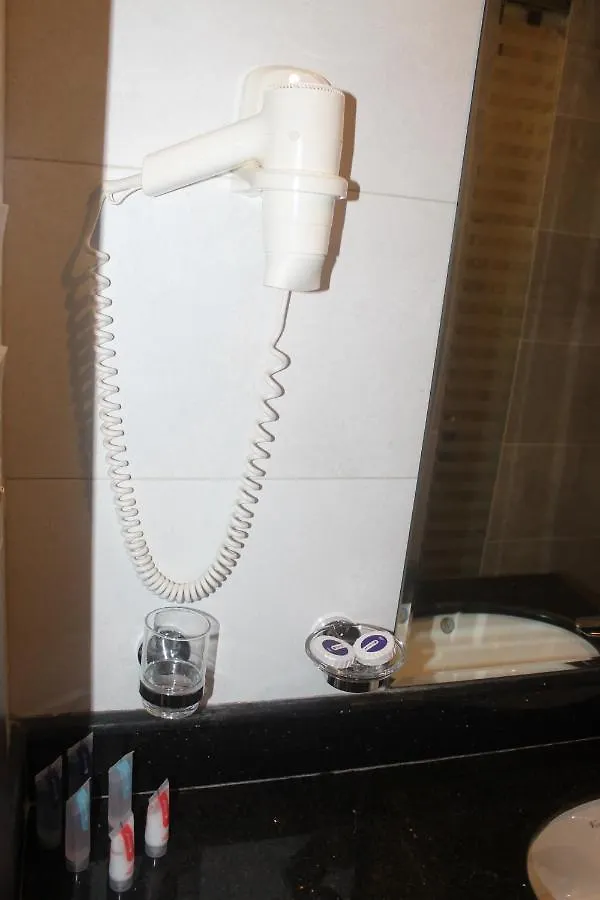 Rawabi Emirates Hotel Mecca 4*,  Saudi Arabia