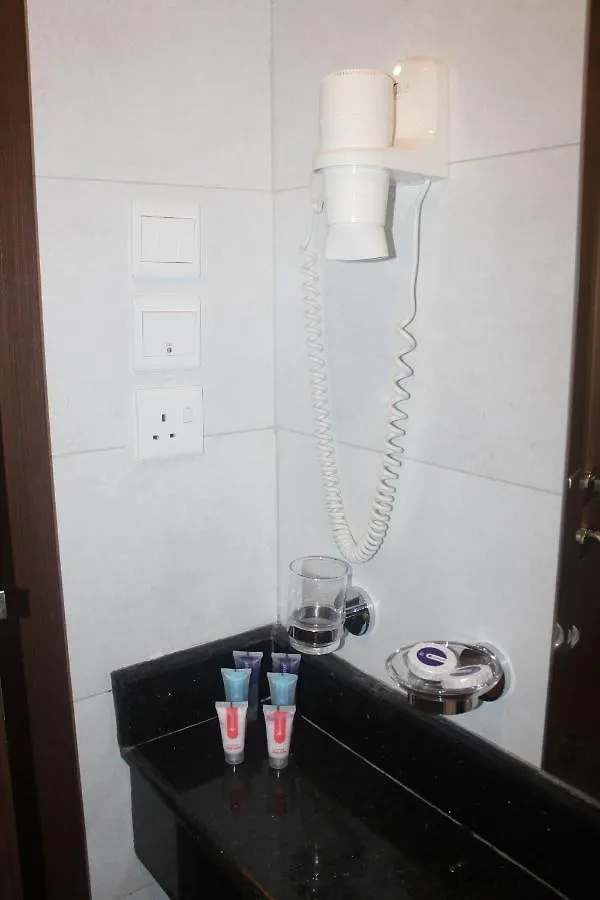 Rawabi Emirates Hotel Mecca