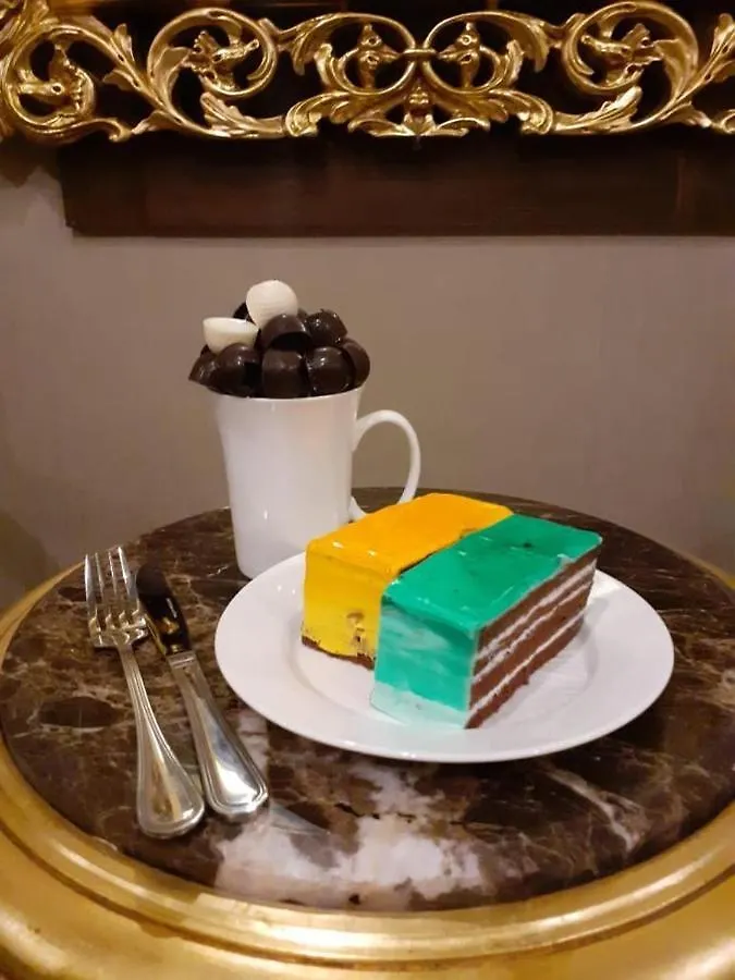 Rawabi Emirates Hotel Mecca