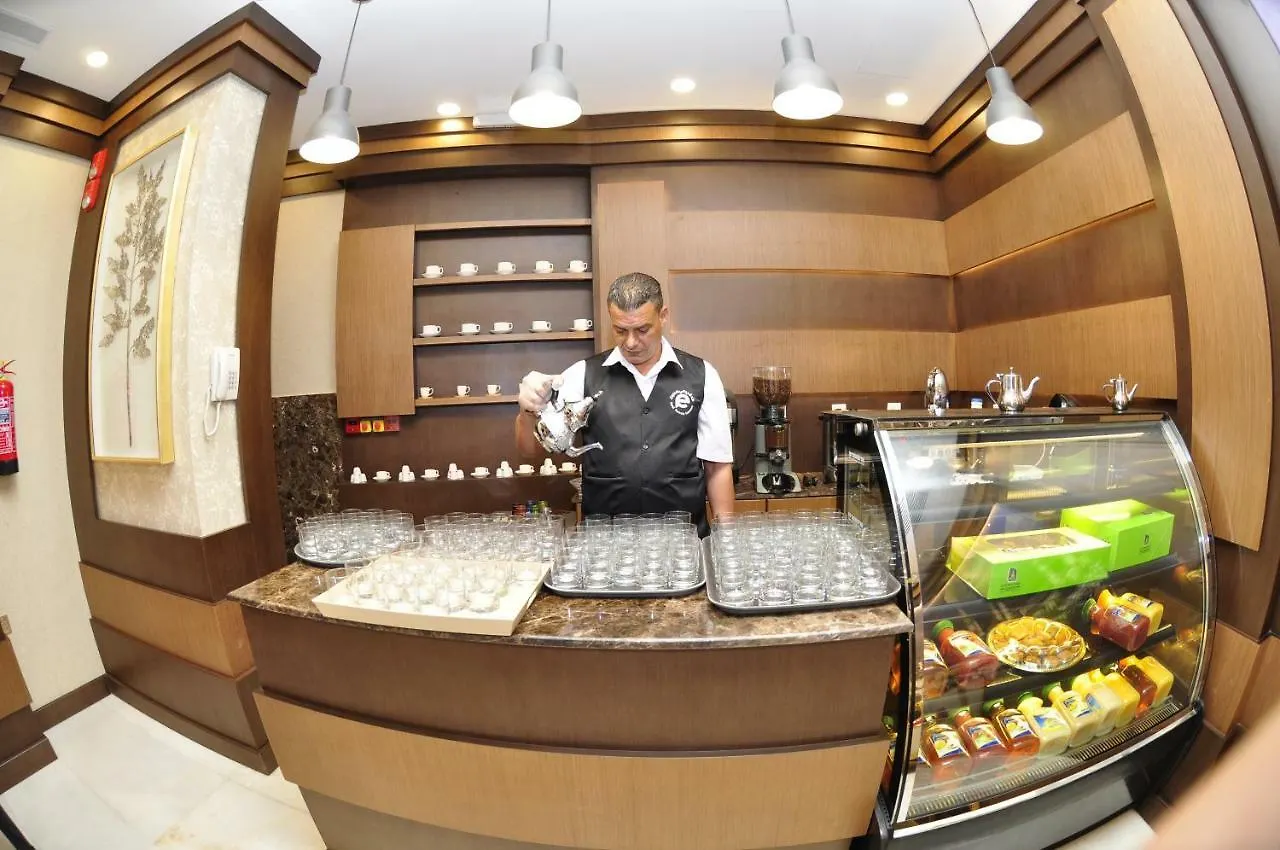 Rawabi Emirates Hotel Mecca