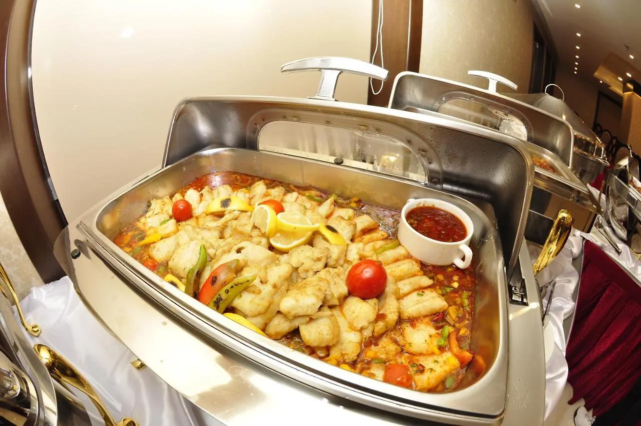 Rawabi Emirates Hotel Mecca 4*,