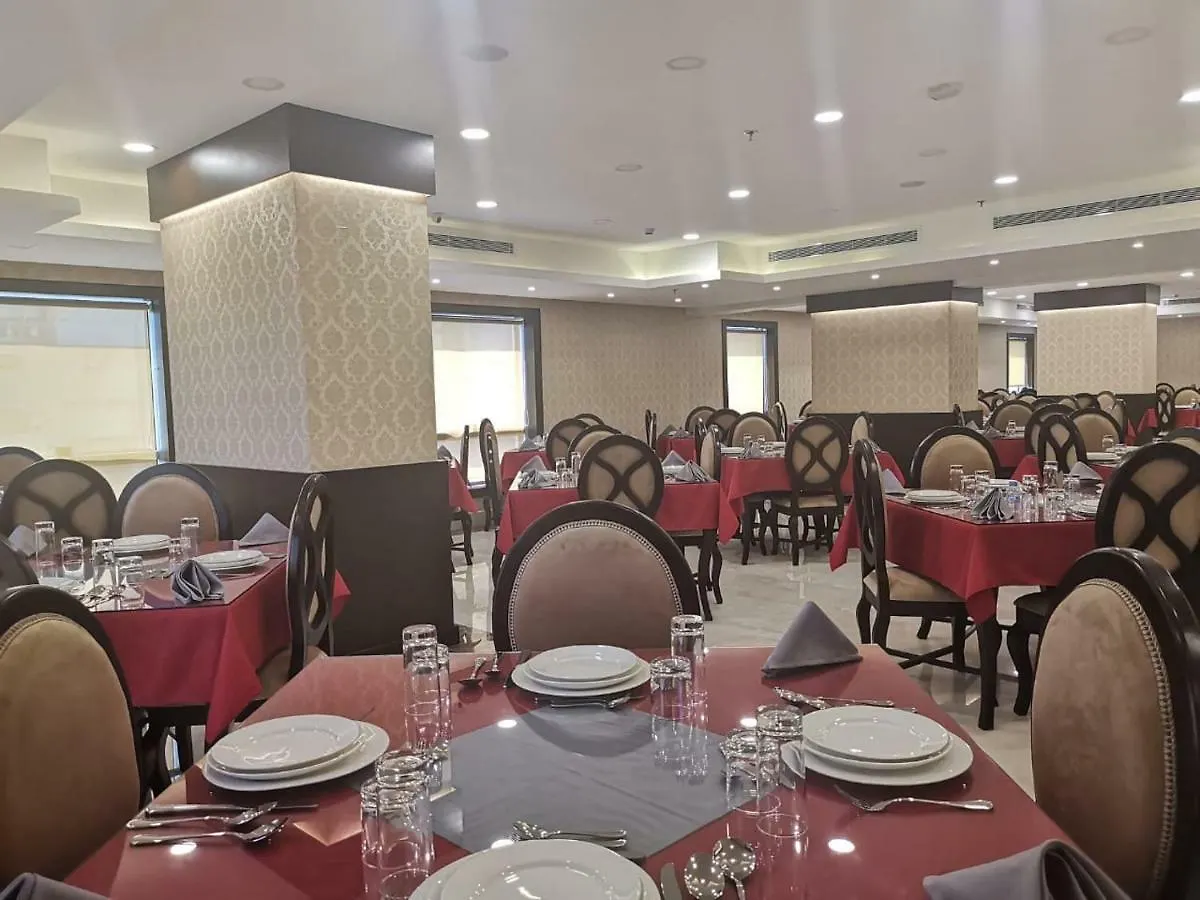 Rawabi Emirates Hotel Mecca